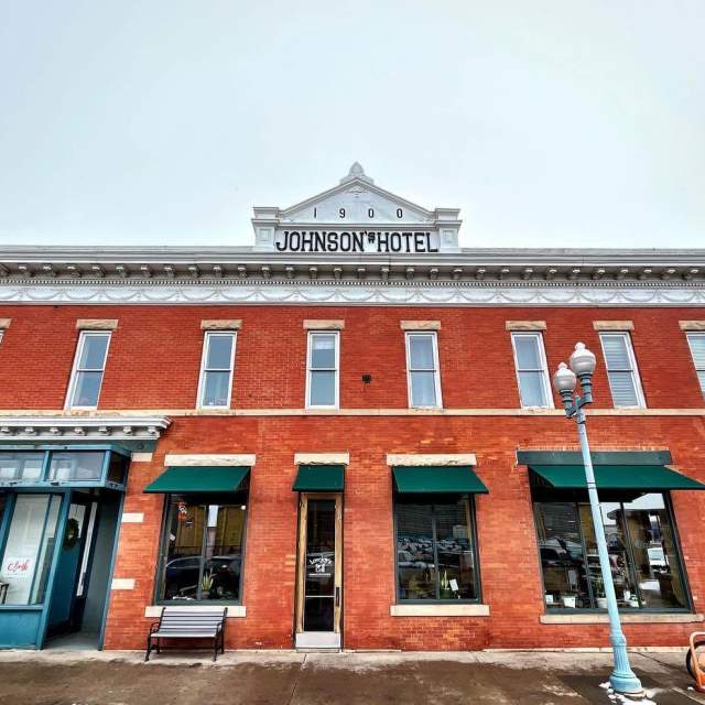 Lovejoy's Bar & Grill