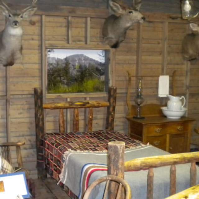 Meeteetse Museums