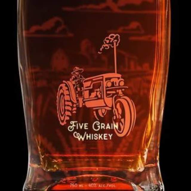 Pine Bluffs Distilling