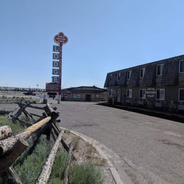 Rawlins Western Lodge