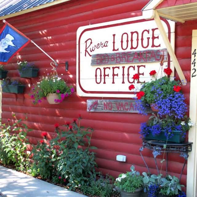 Rivera Lodge Bed & Breakfast