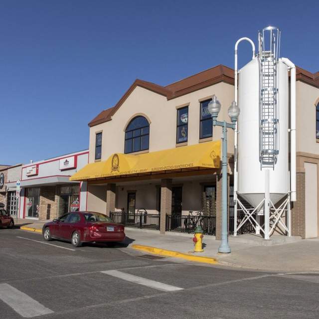 Library Sports Grille & Brewery