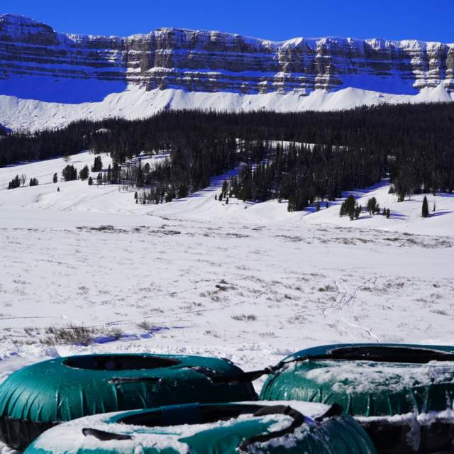 Brooks Lake Lodge