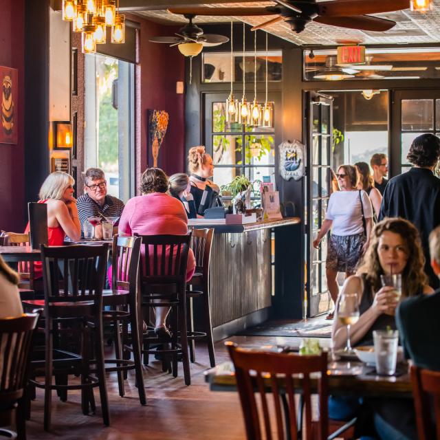 RusTeak at College Park interior dining