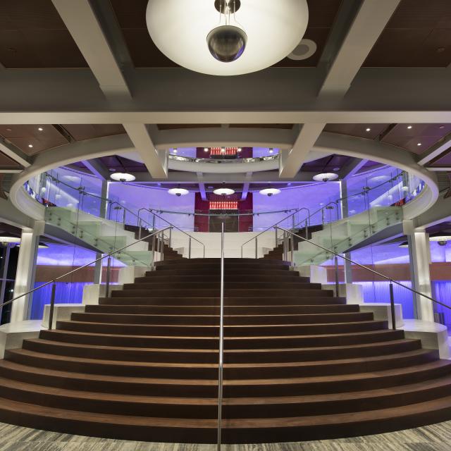 Dr. Phillips Center for the Performing Arts Della Phillips Grand Lobby