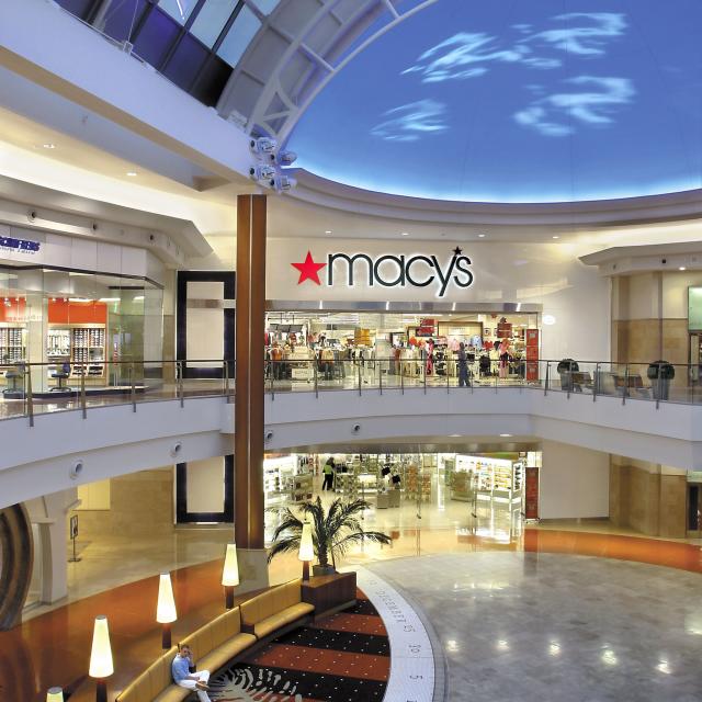 Macy's Millenia interior entrance