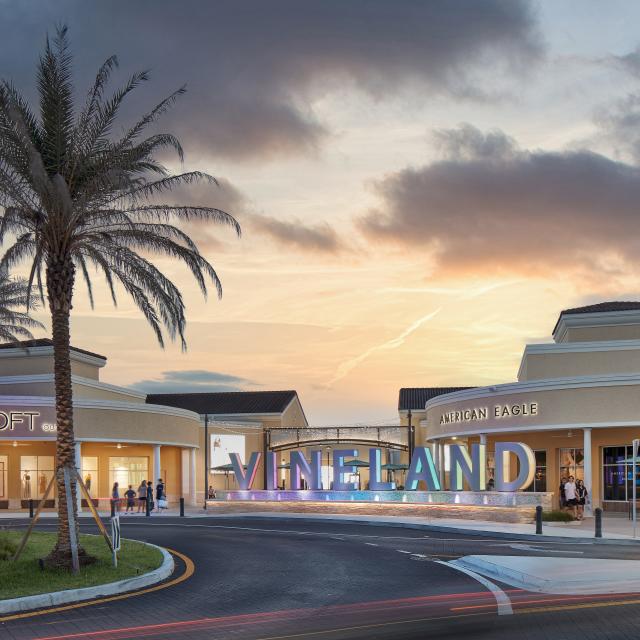 Orlando Vineland Premium Outlets shopping mall at dusk