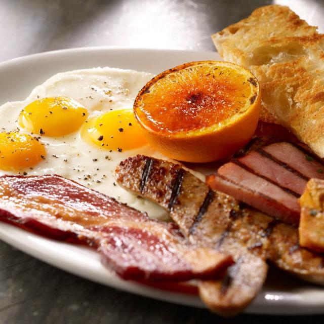 Maggiano's Little Italy breakfast
