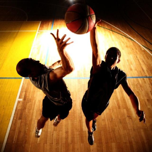 Basketball jump ball