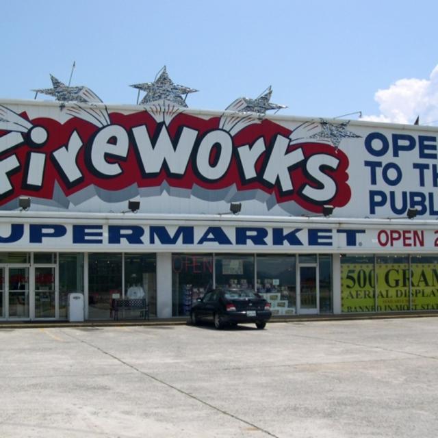 USA Fireworks Super Store