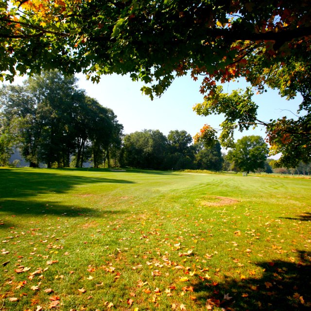 Play Around of Golf this Fall in the Pocono Mountains