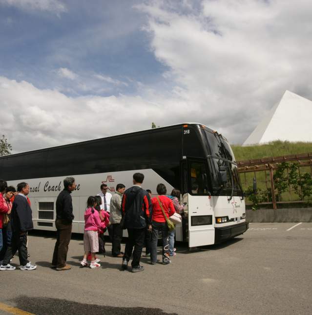 Bus Tour at Summerhill Winery, Kelowna BC
