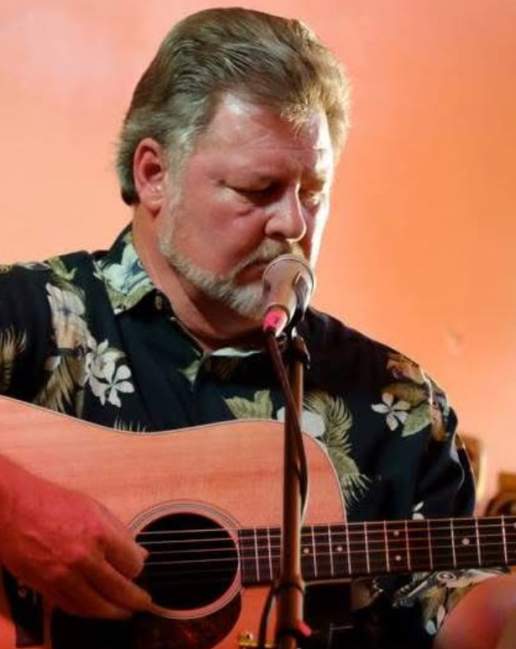 Live Music ft. Bob Case