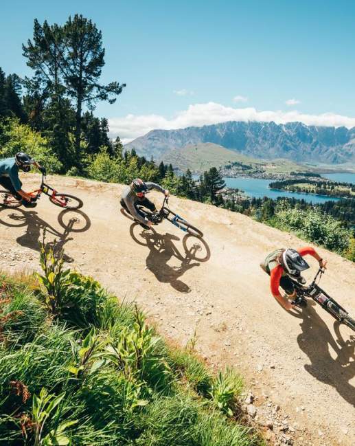 Group Mountain Biking Skyline Queenstown