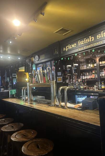 9 Irish Brothers – A Restaurant that Feels like Family
