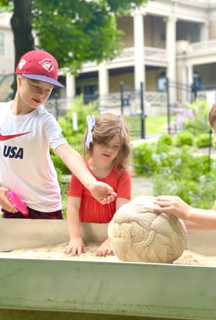 Haan Museum Sculpture Garden