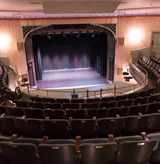 Life of a Woodstock Girl: A Swiftie's Guide to Woodstock, IL