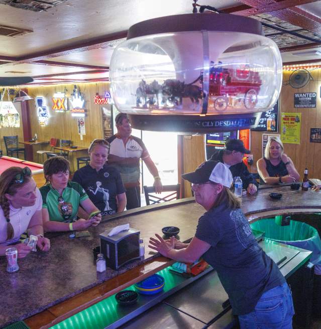 Reds Levee Bar