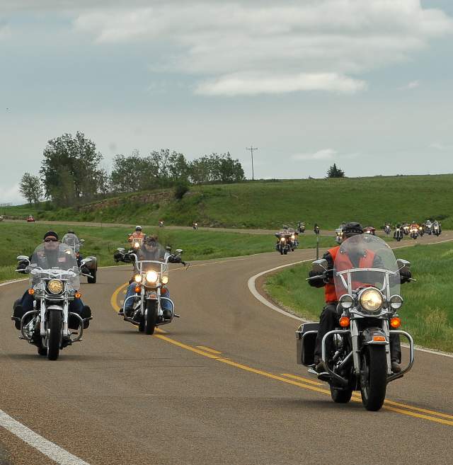 Guide To Motorcycling In Kansas Routes Scenic Overlooks