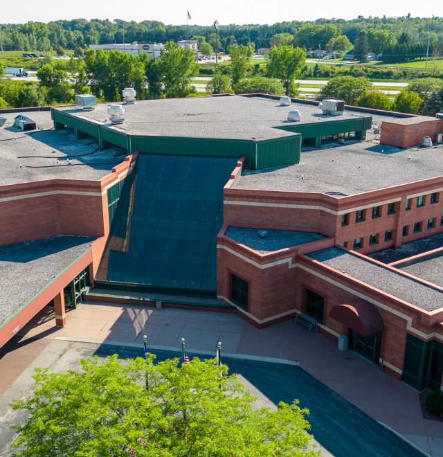 Holiday Inn Manitowoc from above