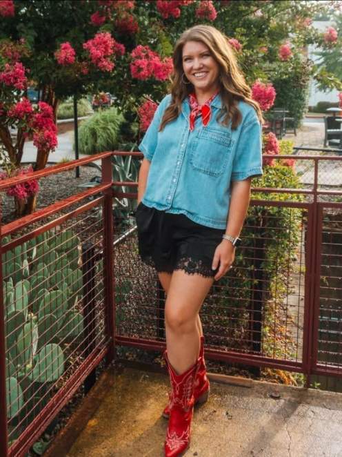 Music at the Mills with Meredith Davis Johnson: A Taste of Dolly