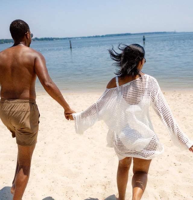 Couple at the Yorktown Beach