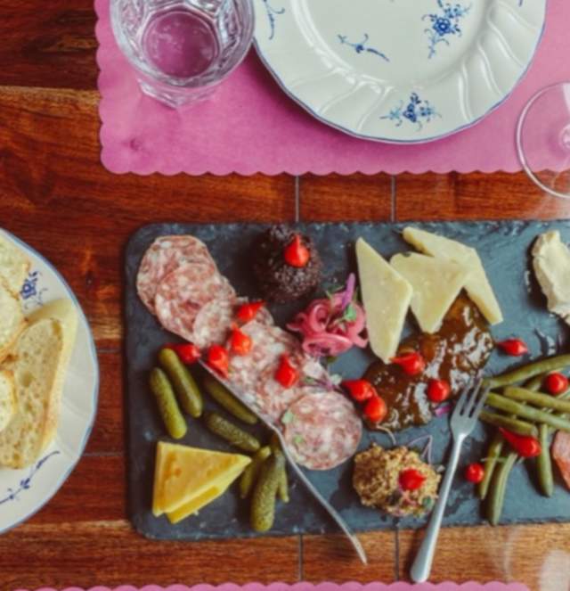 Gabriel Archer Tavern food