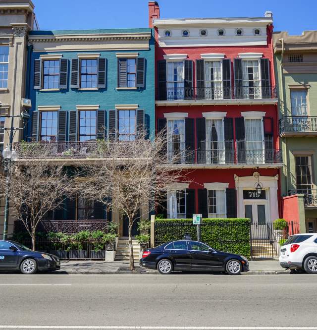 Camp Street townhouses - Warehouse District