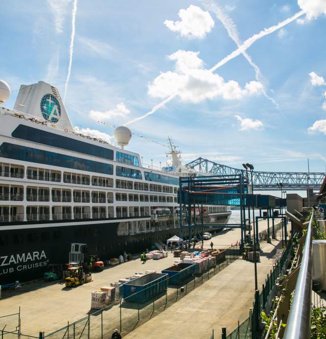 Cruise Ship