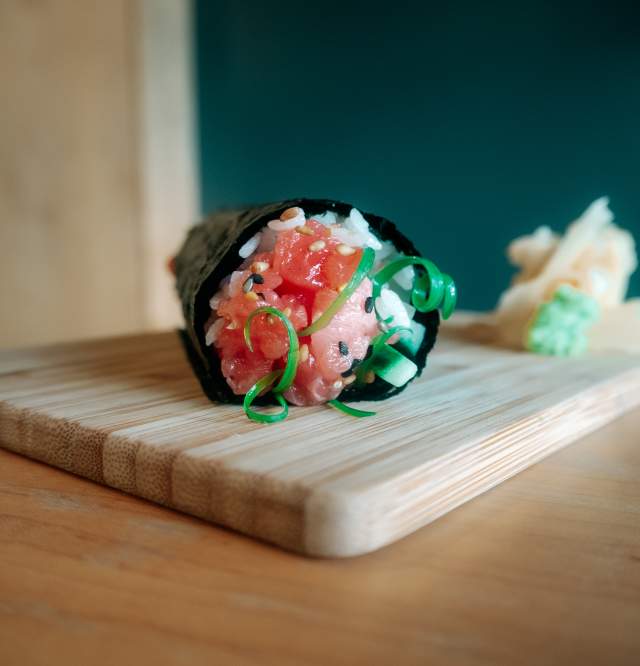 Bluefin Toro Handroll - Sukeban