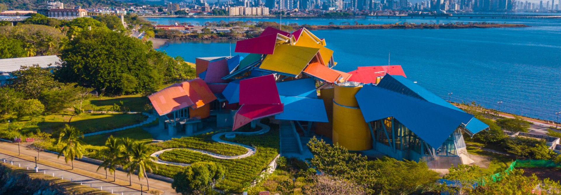An image of a Panamanian tourist attraction.