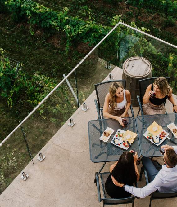 Magnetic Hill Winery