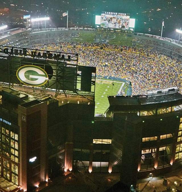 Experience the Green Bay Packers