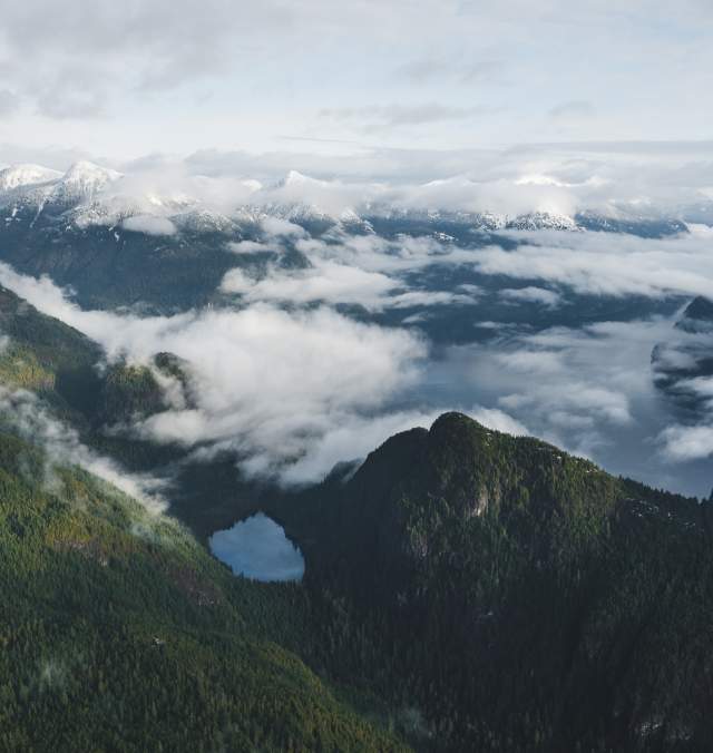 Floatplane and Aerial Tours on the Sunshine Coast