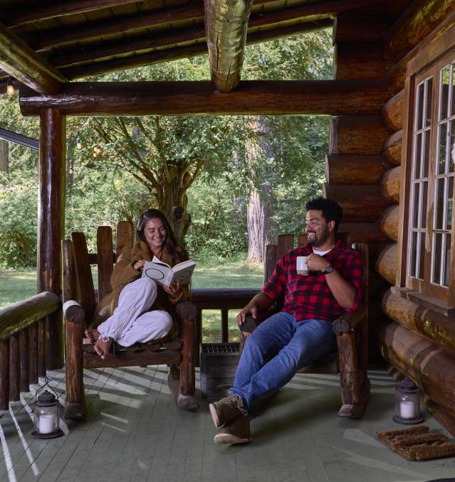 Spectacular Riverfront Lodging on the McKenzie River