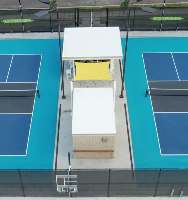 Courts Courts