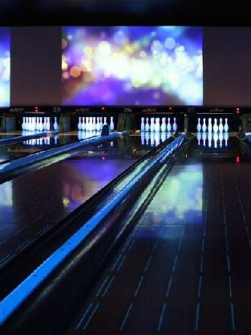 Bowlero Dale City