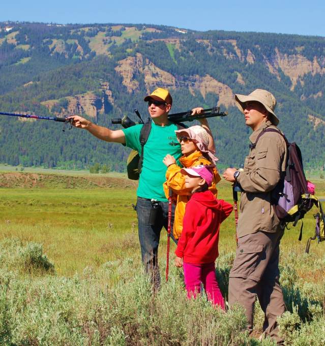 Yellowstone hiking discount