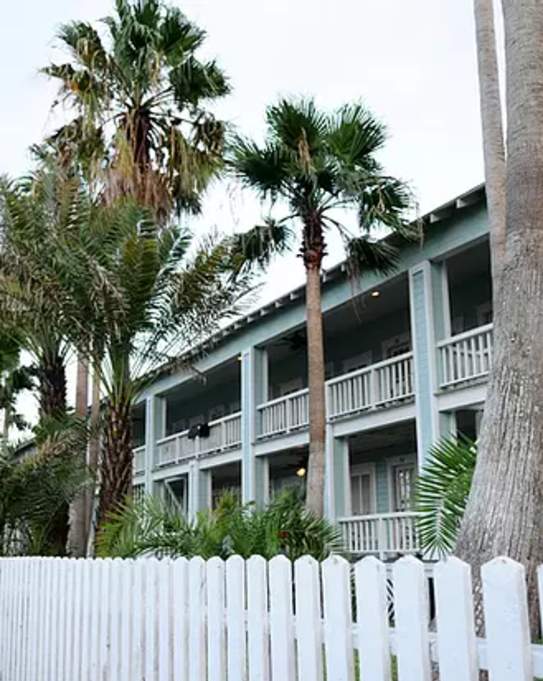 The Tarpon Inn