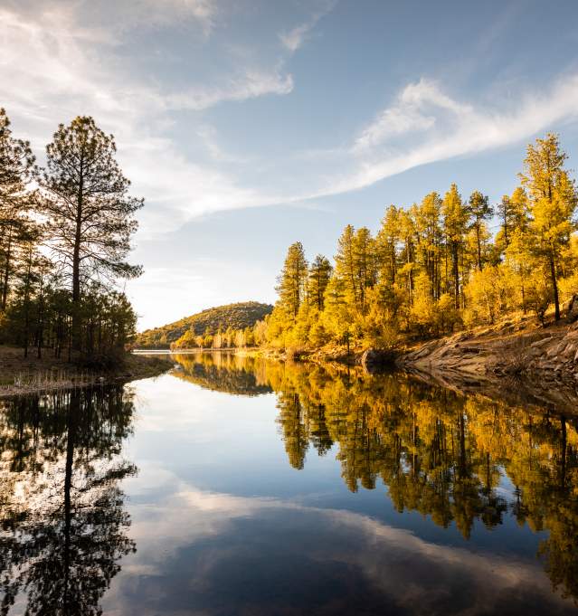 Goldwater Lake in the Fall - Experience Prescott