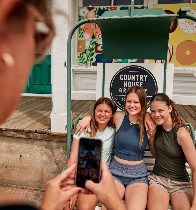 Resident Sentiment Image