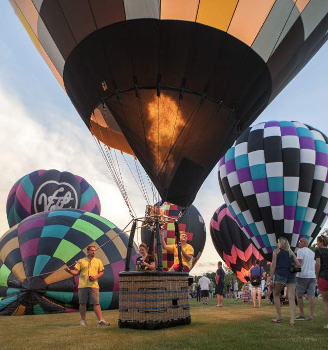 Hot air balloon festival in Galena