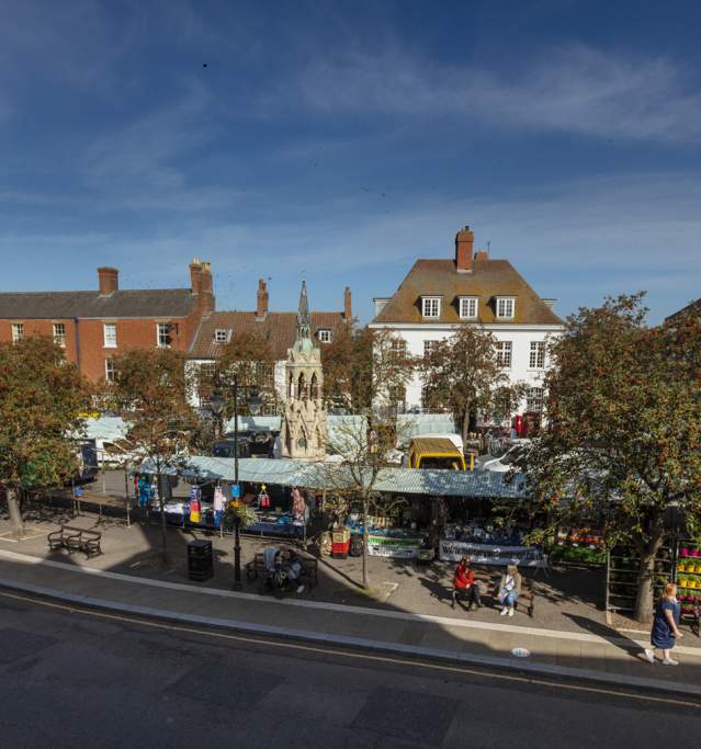Horcastle market square with market tents from above