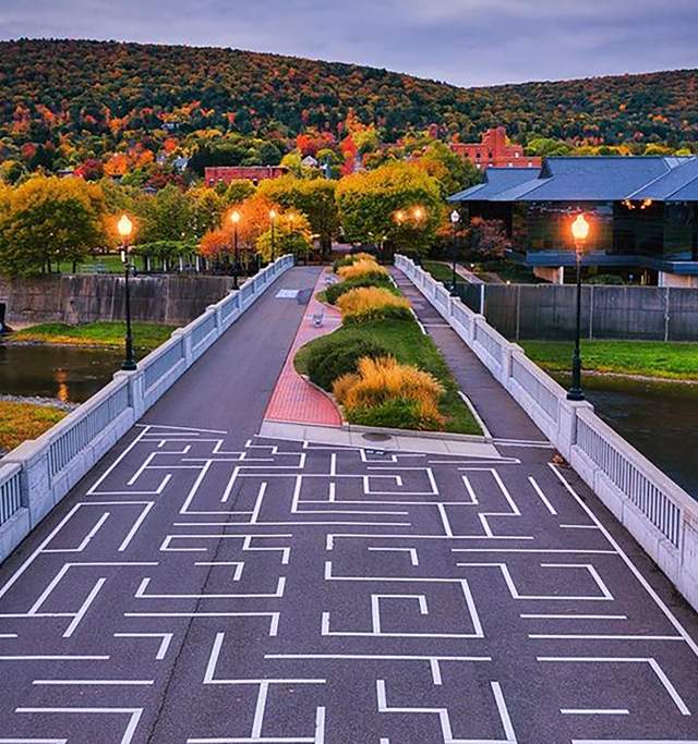 The Maze on Centerway Bridge in Fall