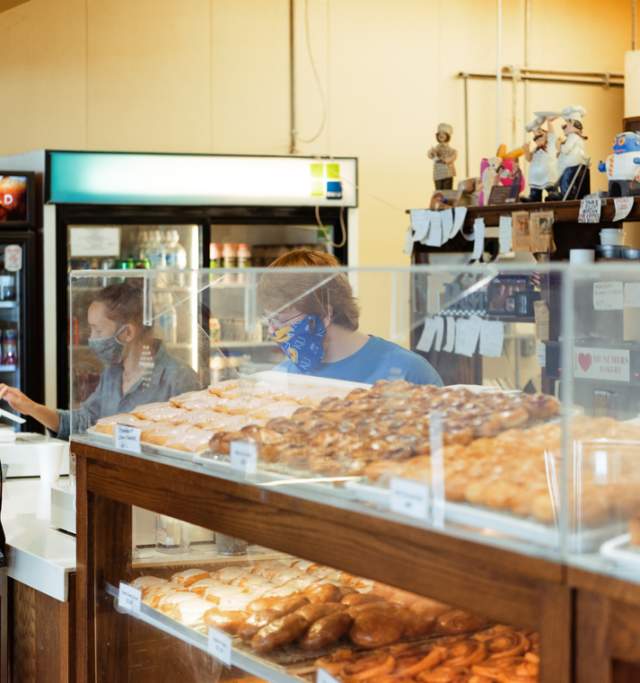 Eat Unmistakably Lawrence