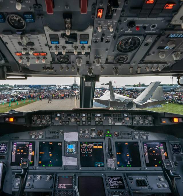 cockpit airplane