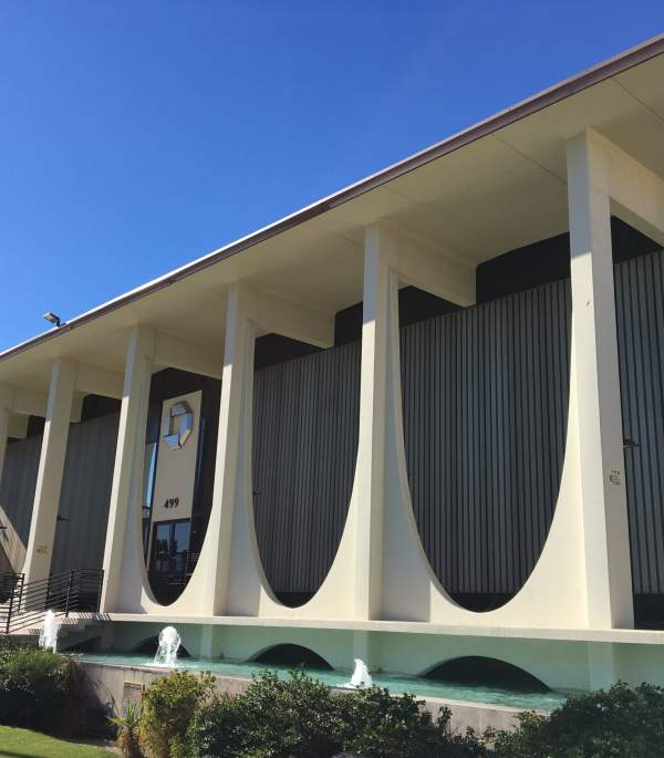 Discover Palm Springs Through the Eyes of Architectural Historian Michael Stern