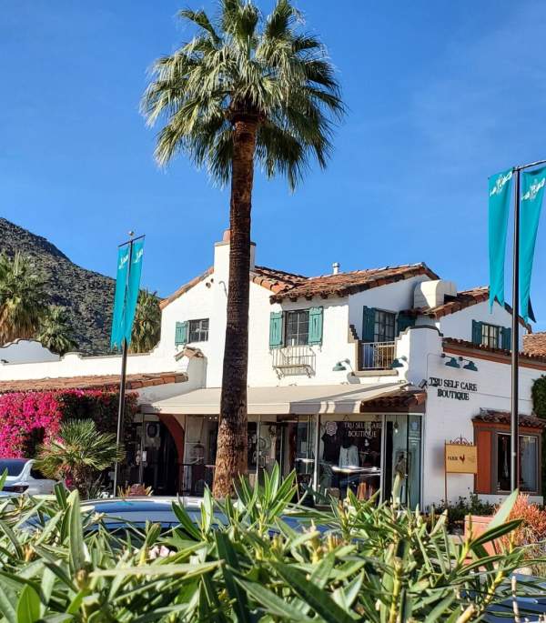 La Plaza: The Heart of Histroic Palm Springs
