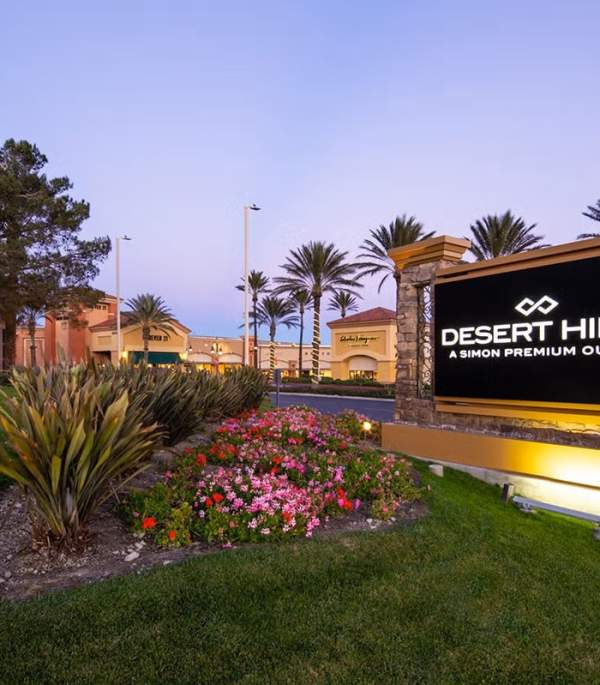 Desert Hills Premium Outlets Complete Guide