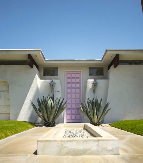 Palm Springs Self-Guided Colored Door Tour